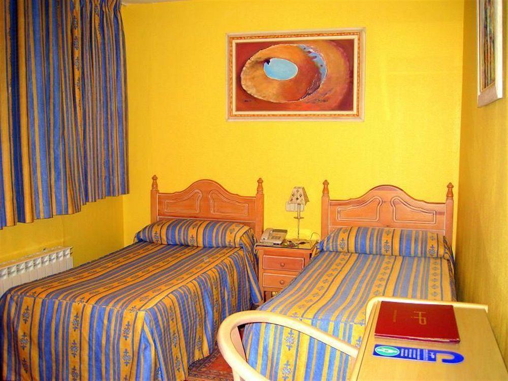 Ch Plaza D'Ort Rooms IV Madrid Exterior photo